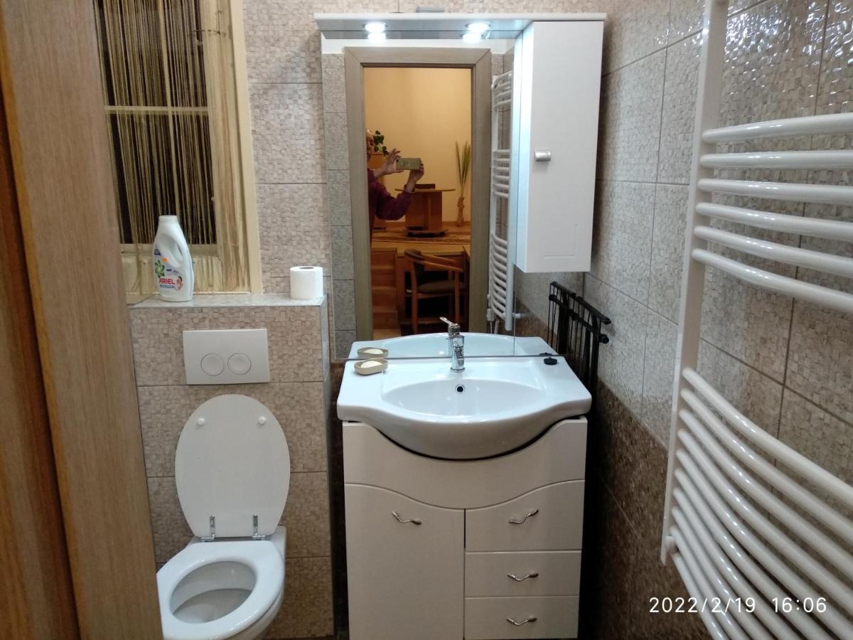 A Quiet Studio In The Heart Of The City 부다페스트 외부 사진